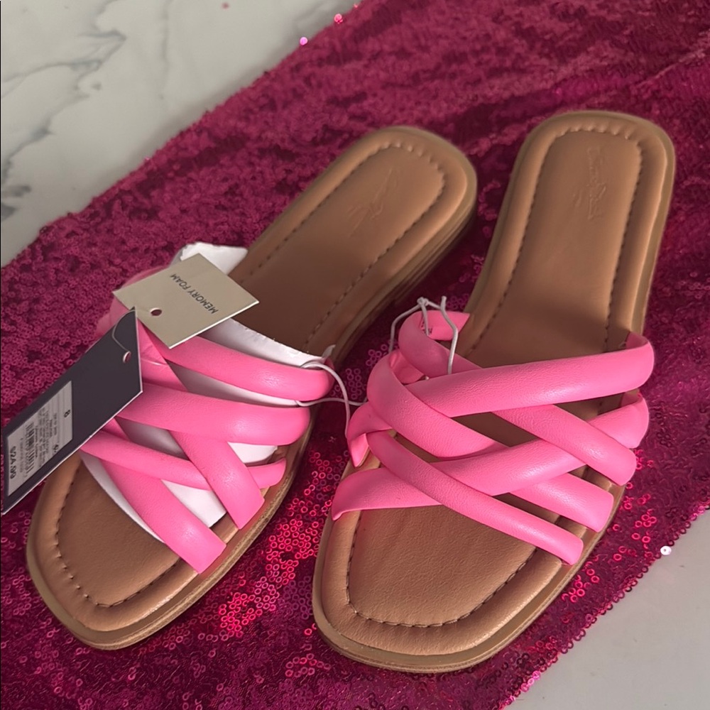 Universal Thread Pink and Tan Sandals with Woven Straps